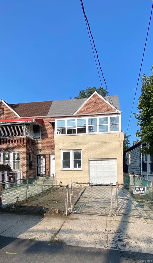 3946 Amundson Avenue, New York, NY, 10466 | Card Image