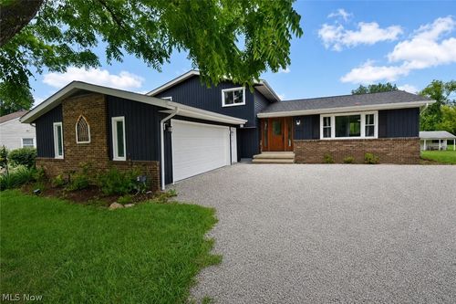 4949 Orchard Dr, Brunswick, OH, 44212-1007 | Card Image