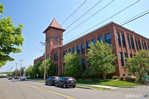 265-25 Grand St, Norwalk, CT, 06851-3524 | Card Image