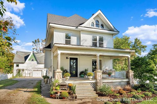 933 E Allegan St, Martin, MI, 49070-9797 | Card Image