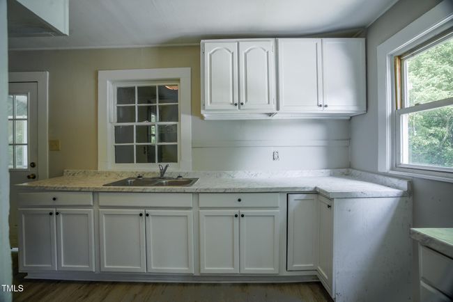 CL Kitchen 2 | Image 6