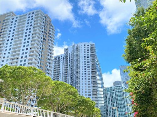 2006-901 Brickell Key Blvd, Miami, FL, 33131-3511 | Card Image