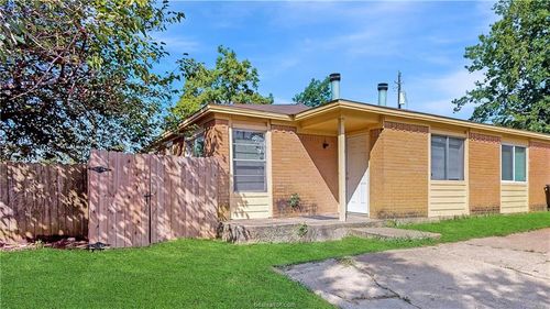 b-1600 Elizabeth Cir, Bryan, TX, 77802-1725 | Card Image