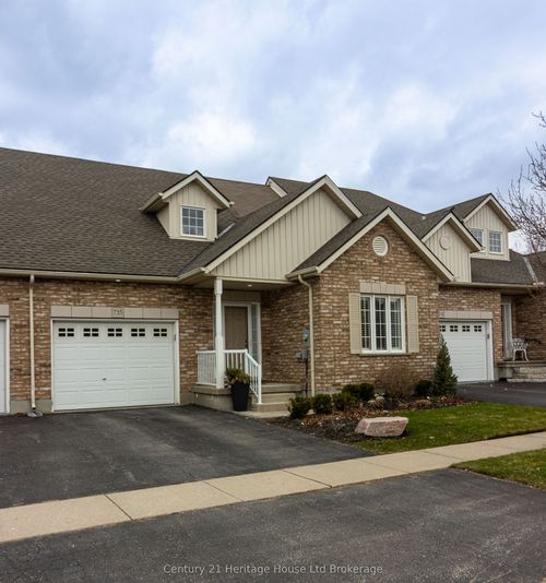 735 Garden Court Cres, Woodstock, ON, N4T0A2 | Card Image