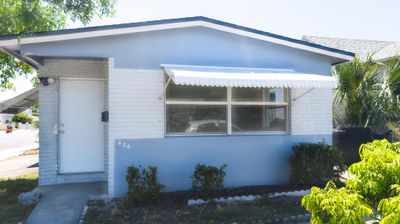 426 Douglass Avenue, House other with 2 bedrooms, 1 bathrooms and null parking in West Palm Beach FL | Image 2