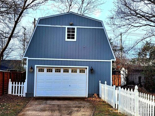 3015 Yadkin Ave, Charlotte, NC, 28205-1023 | Card Image