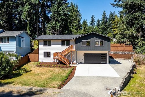 5710 189th Ave E, Lake Tapps, WA, 98391-8886 | Card Image