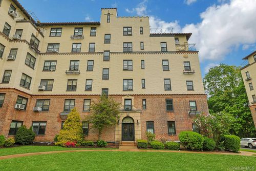 bldg-4-ent-7-1e-1273 North Avenue, New Rochelle, NY, 10804 | Card Image