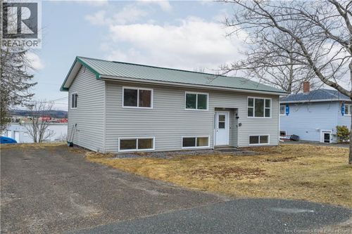 14 Mountain Rd, Saint John, NB, E2J2W8 | Card Image