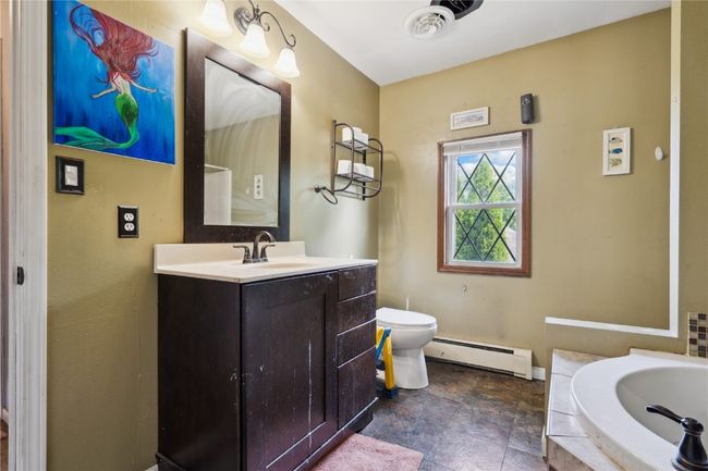 218 5 Th Ave Se, House other with 5 bedrooms, 2 bathrooms and null parking in Independence IA | Image 21