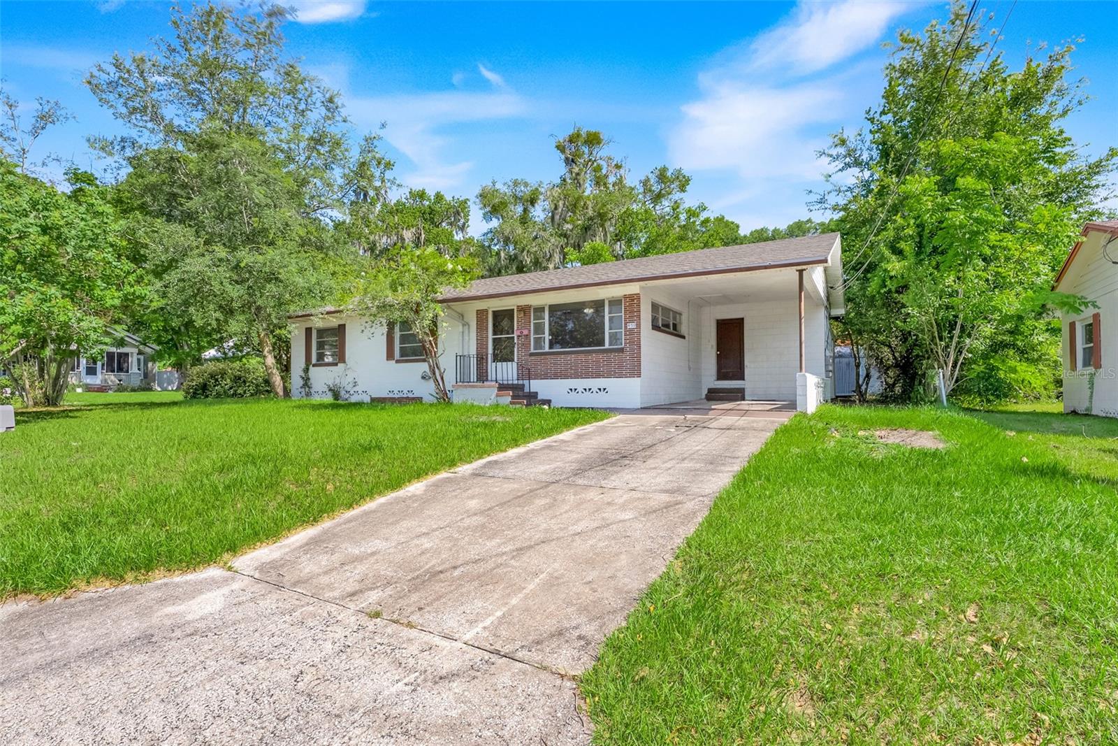 Residential in DELAND 2