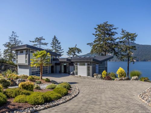 780 Lands End Rd, North Saanich, BC, V8L5K9 | Card Image