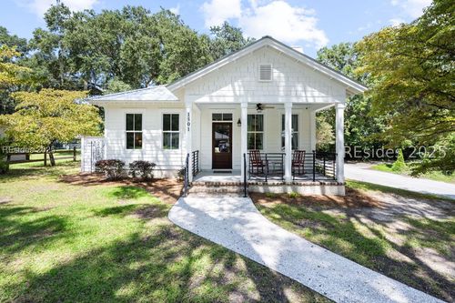 1501 Lafayette St, Beaufort, SC, 29902-7012 | Card Image
