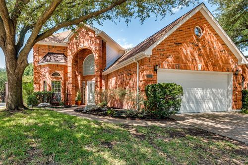 3840 Azure Ln, Addison, TX, 75001-7901 | Card Image