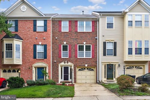 5223 Ballycastle Cir, ALEXANDRIA, VA, 22315-5537 | Card Image