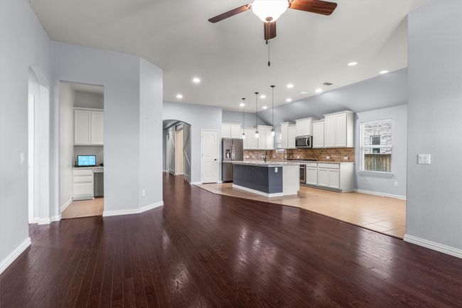 Open concept floorplan | Image 16