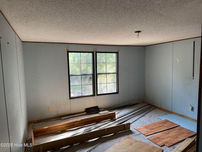 317 N Red Maple Ct, House other with 3 bedrooms, 2 bathrooms and null parking in Swansboro NC | Image 4