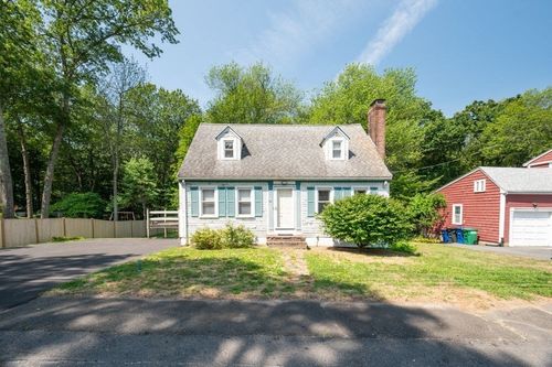 98 John Carver Rd, Reading, MA, 01867-1602 | Card Image