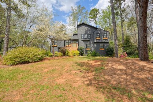 2677 Forest Way Ne, Marietta, GA, 30066-1478 | Card Image