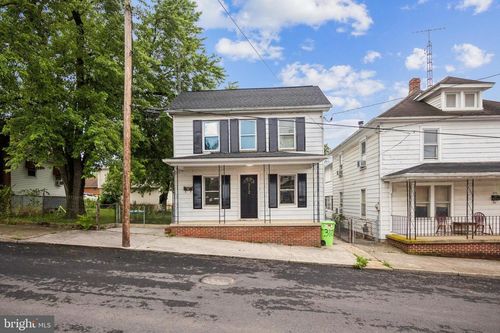 312 E Liberty St, MARTINSBURG, WV, 25404-4561 | Card Image