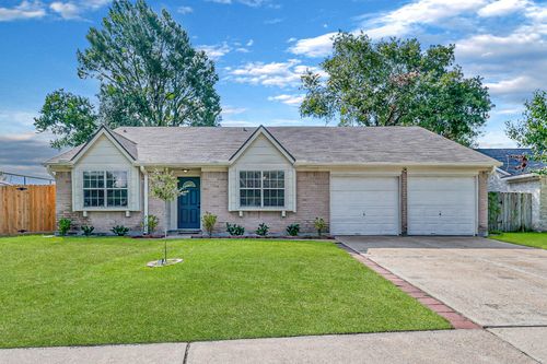 22515 Market Square Ln, Katy, TX, 77449-2715 | Card Image
