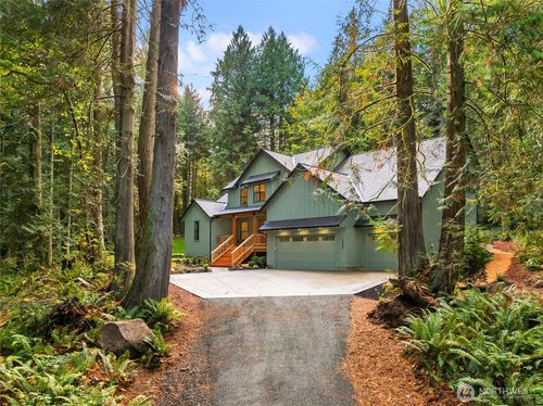 7535 Ne West Port Madison Rd, Bainbridge Island, WA, 98110-3039 | Card Image