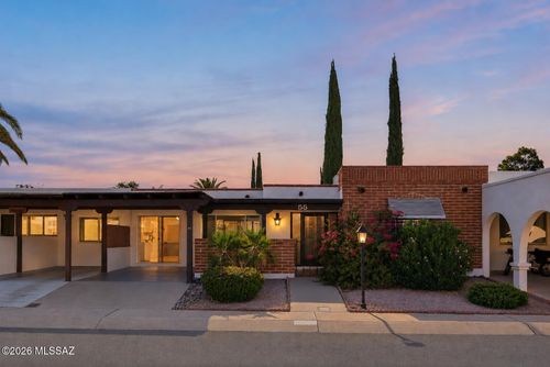 55 N Los Pinos, Green Valley, AZ, 85614-2613 | Card Image
