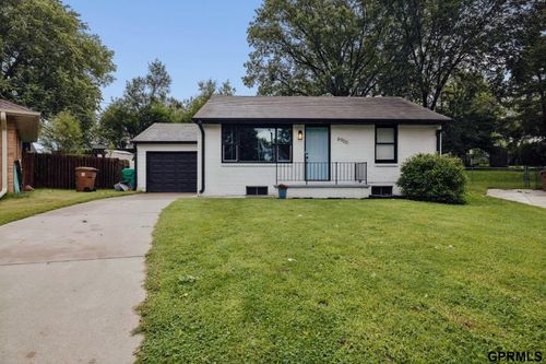 6900 Lidco Ct, Lincoln, NE, 68507-2817 | Card Image