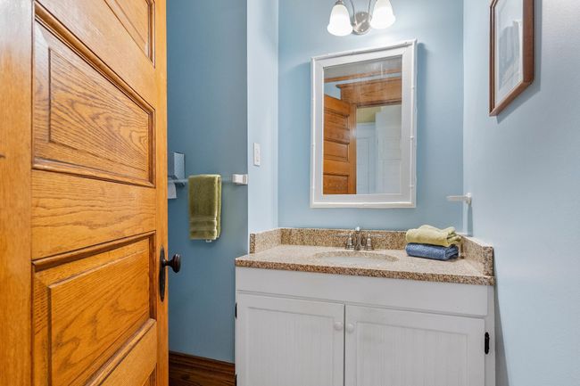 MF 1/2 Bath | Image 25