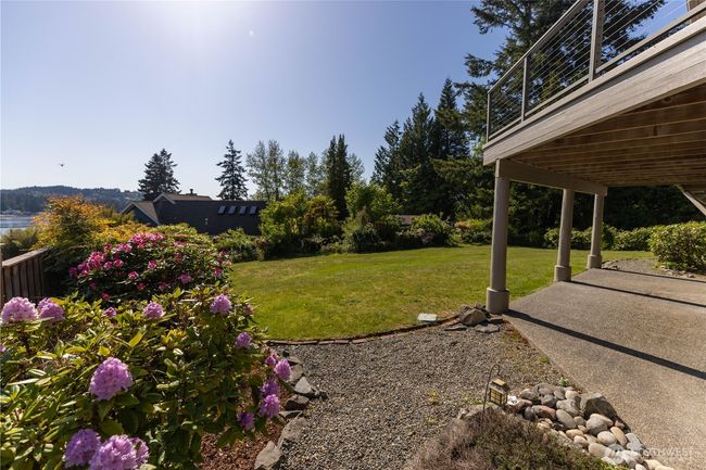 Quiet and private Cul-de-sac location next to the large Sea Fox greenbelt and pathway to the Community beach | Image 16