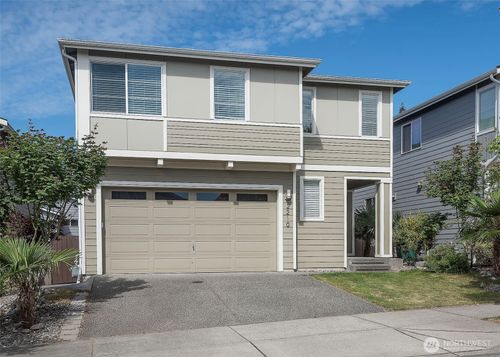 2210 115th Dr Se, Lake Stevens, WA, 98258-9374 | Card Image