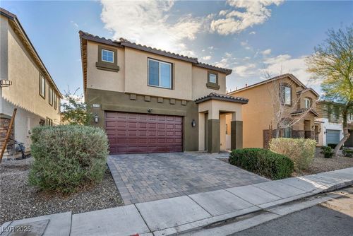 5336 Mountain Garland Ln, North Las Vegas, NV, 89081-4034 | Card Image