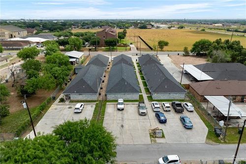 911 N Los Ebanos Rd, Mission, TX, 78572-3464 | Card Image