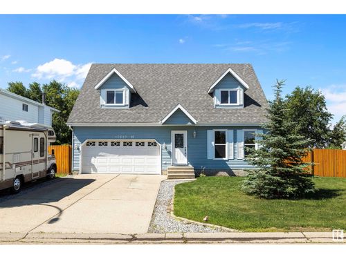 10610 89 St, Morinville, AB, T8R1C7 | Card Image