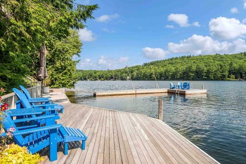 75 Westwood Rd, Sunapee, NH, 03782-3314 | Card Image