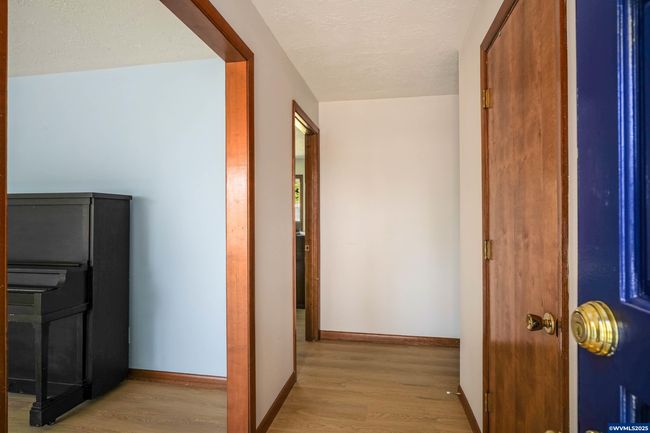 1679 Mistwood Dr Ne, House other with 3 bedrooms, 2 bathrooms and null parking in Keizer OR | Image 6