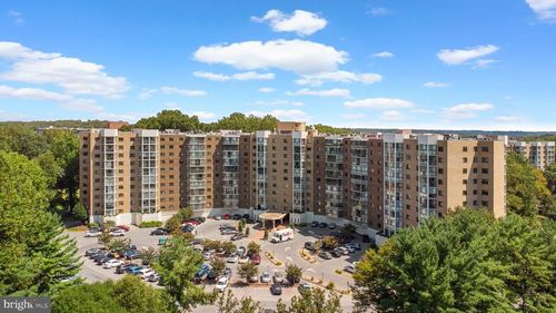 4-918-15100 Interlachen Dr, SILVER SPRING, MD, 20906-5611 | Card Image