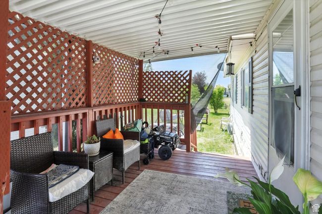 View of wooden terrace | Image 24