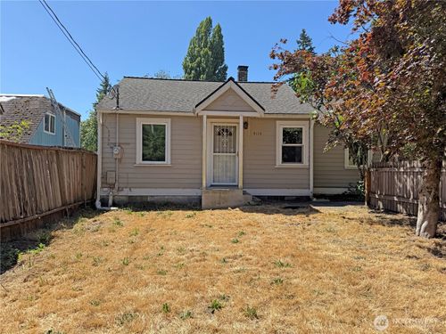4115 W I St, Bremerton, WA, 98312-3652 | Card Image