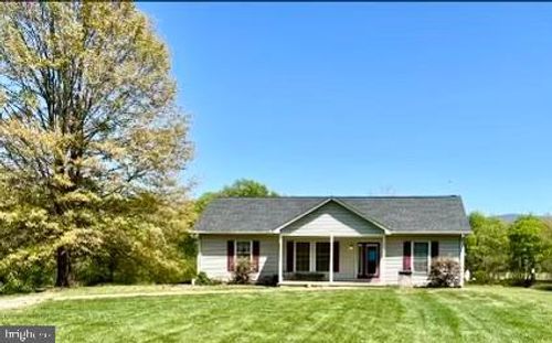 5117 Us Hwy Bsn 340, STANLEY, VA, 22851-4223 | Card Image