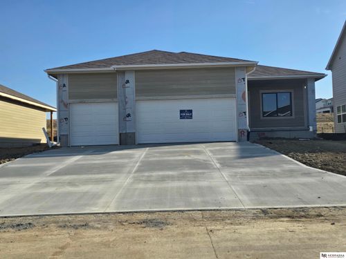 16109 Isabella St, Bennington, NE, 68007-5184 | Card Image