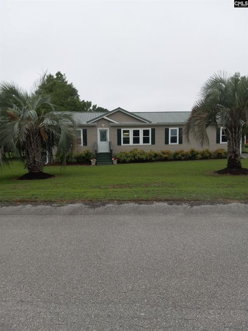 126 Meredith Dr, Eutawville, SC, 29048-8635 | Card Image