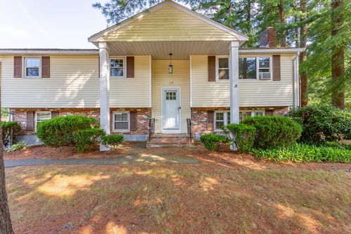 119 Elizabeth Dr, Raynham, MA, 02767-1502 | Card Image