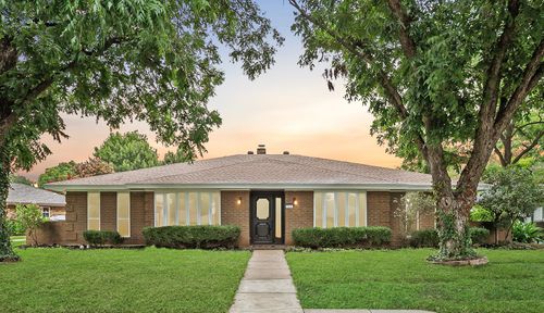 2204 Winewood Ln, Arlington, TX, 76013-3312 | Card Image