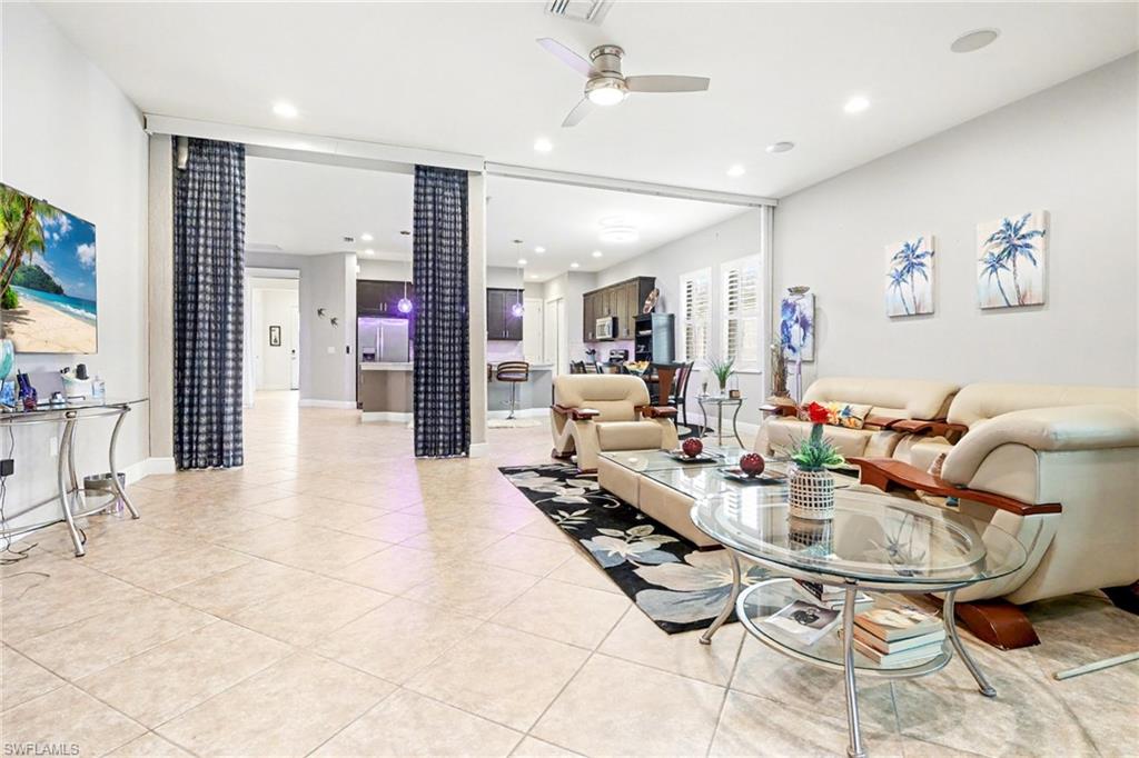 Residential in FORT MYERS 4