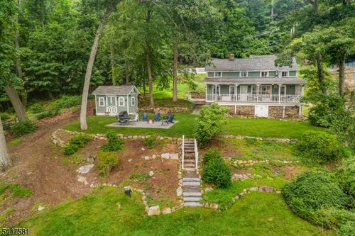 209 Hudson Ave, Hopatcong, NJ, 07843-1709 | Card Image