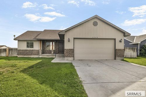 2068 Edmiston Dr, Idaho Falls, ID, 83401-4980 | Card Image