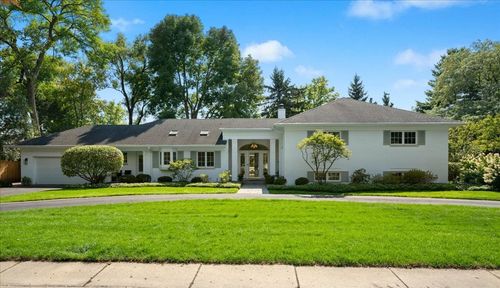 1340 Westmoor Trl, Winnetka, IL, 60093-1637 | Card Image