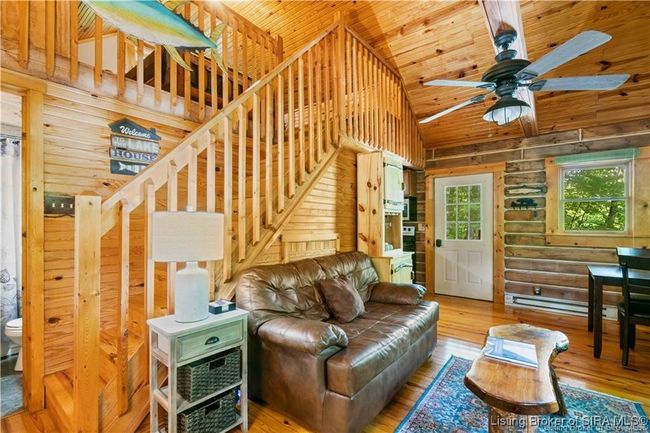 Nice Family Room | Image 6