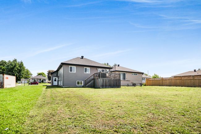5 Lamoureux St, House other with 4 bedrooms, 3 bathrooms and 6 parking in Saint Isidore ON | Image 24